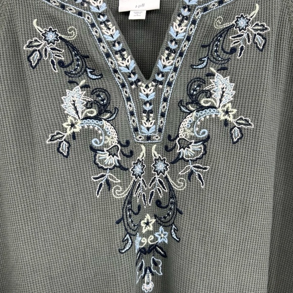 J.Jill Embroidered Waffle-Knit Raglan Tee Top in Coriander Green - Picture 5 of 7